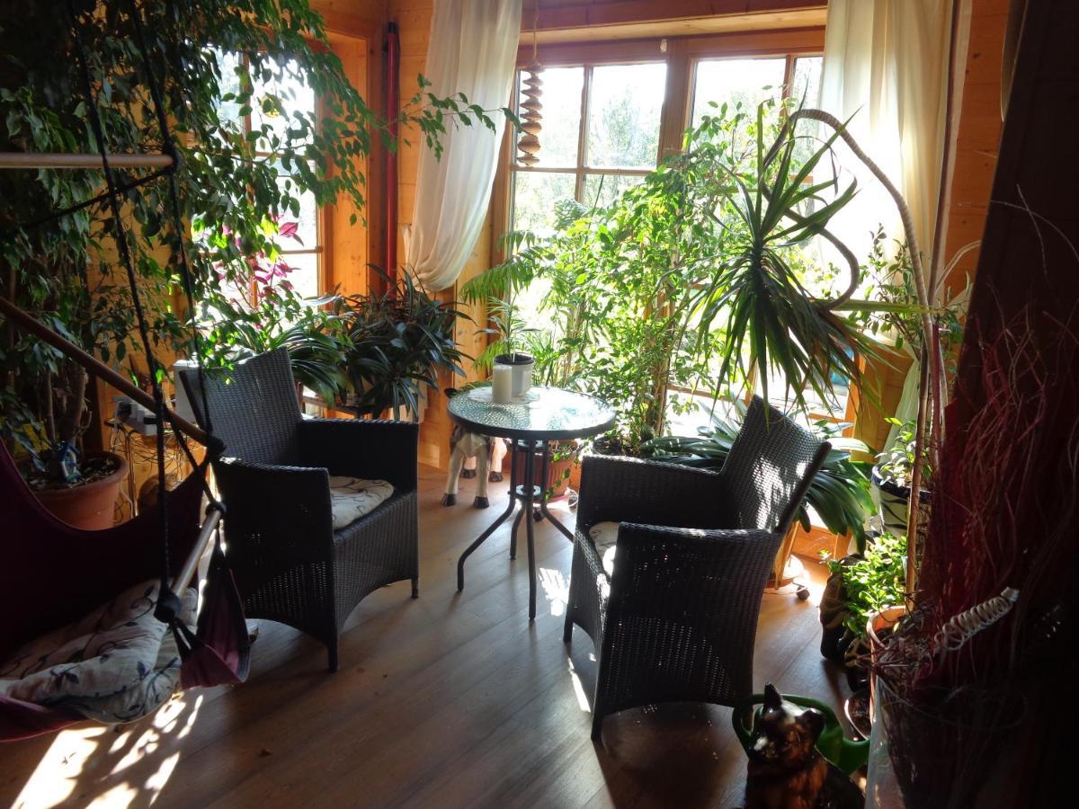Barrierefreies Zimmer Im Blockhaus Mit Sauna Am See Soyen Εξωτερικό φωτογραφία