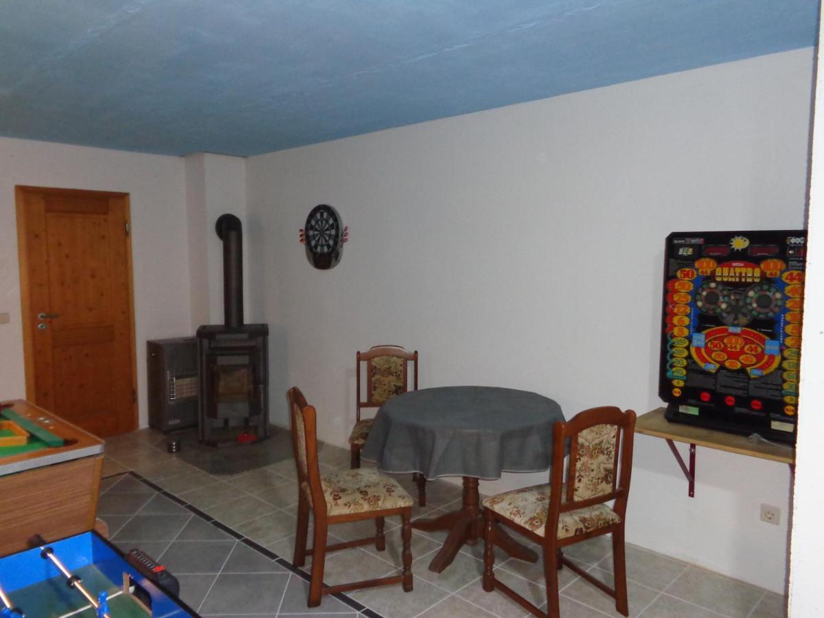 Barrierefreies Zimmer Im Blockhaus Mit Sauna Am See Soyen Εξωτερικό φωτογραφία