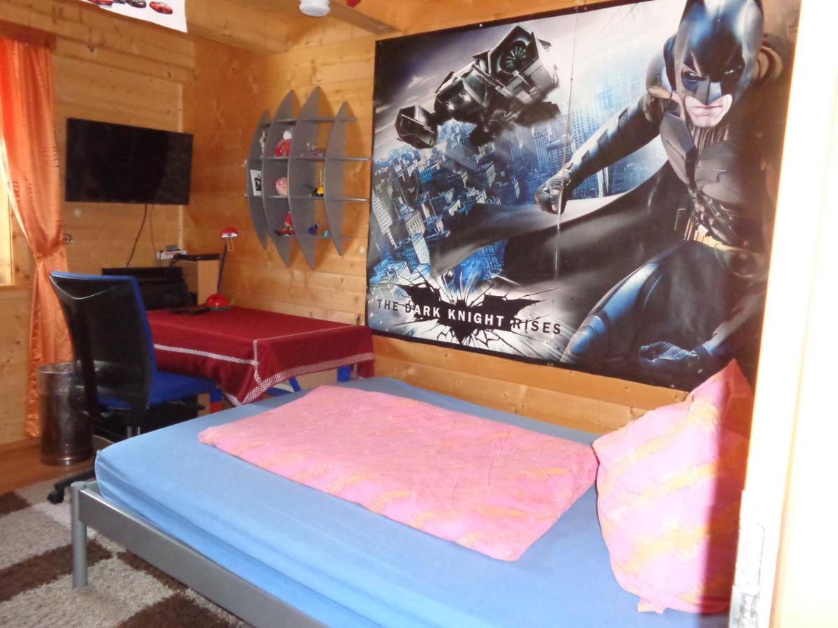Barrierefreies Zimmer Im Blockhaus Mit Sauna Am See Soyen Εξωτερικό φωτογραφία